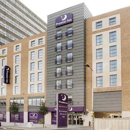 Premier Inn London Croydon Town Centre 외부 사진