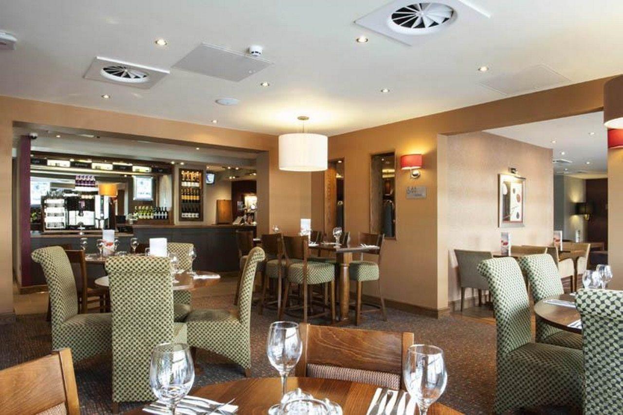 Premier Inn London Croydon Town Centre 외부 사진