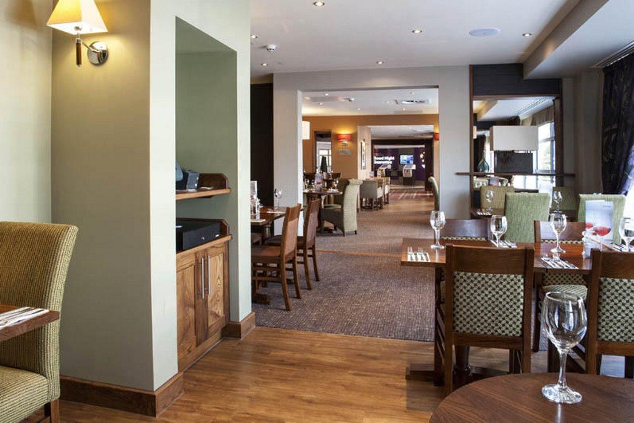 Premier Inn London Croydon Town Centre 외부 사진