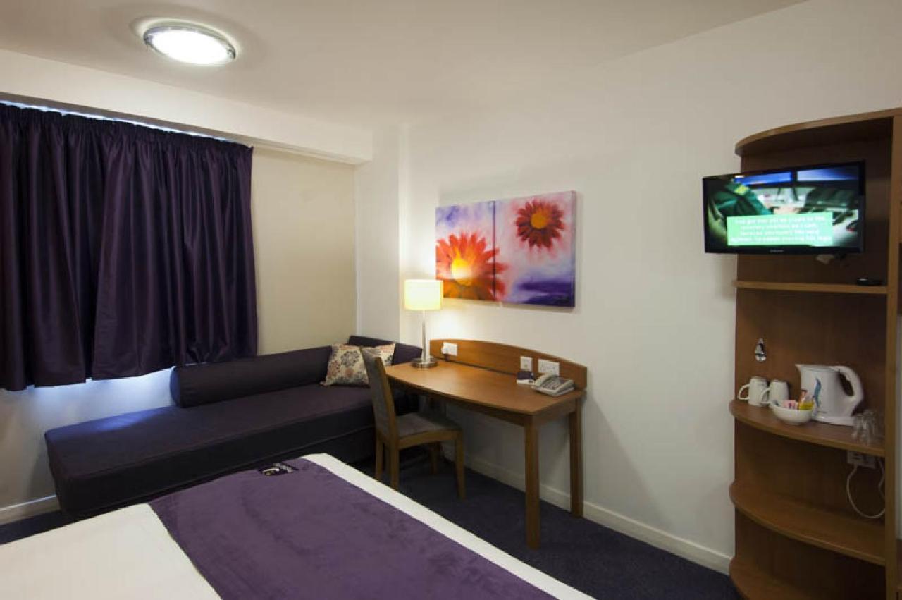 Premier Inn London Croydon Town Centre 객실 사진